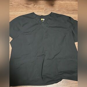 Black wonder wink scrub top